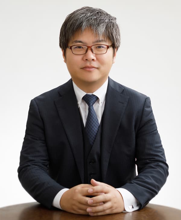 青木精一朗弁護士